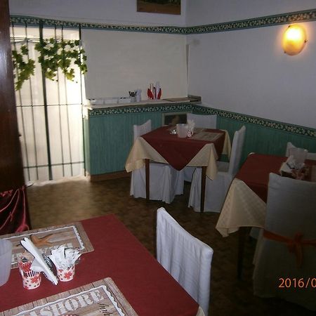 Albergo Il Cantuccio Bolano Ngoại thất bức ảnh